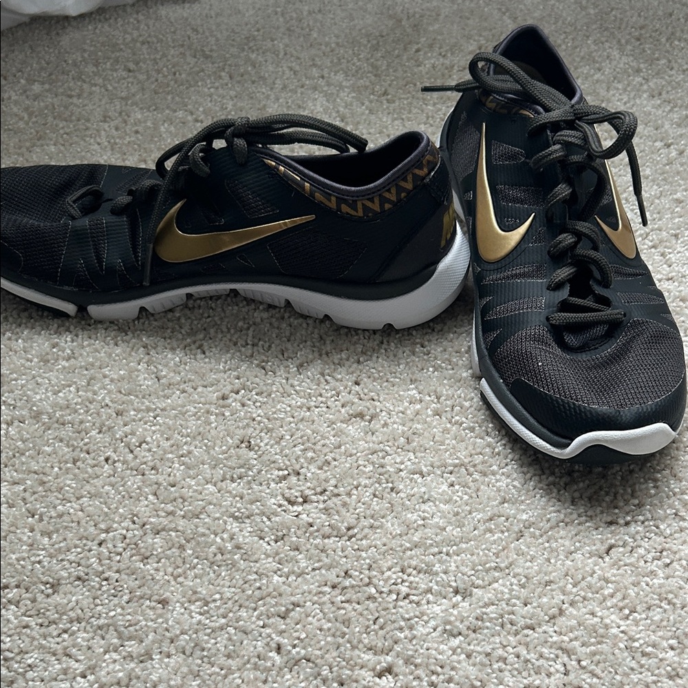 Nike Black and Gold Athletic Sneakers